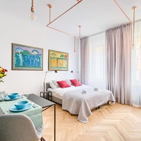 P&O Serviced Apartments Old Town Square Studio Varsovia Exterior foto